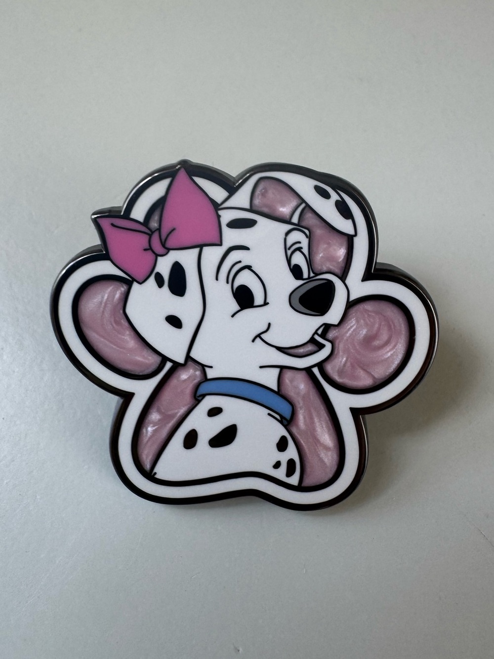 Disney FiGPiN 101 Dalmatians mystery Penny Pin